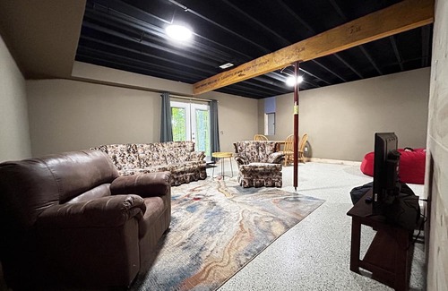 Alpine Lake Chalet De Esquí | New! Wintervue with Fireplace - Pet Friendly Home