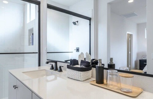 San Juan Capistrano Casa | @Marbella Lane -Chic & Pristine 3BR Rancho Mission