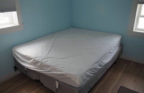 Beulah Cabaña | New! The Benzie Bungalow - Very Cute and Great Location!