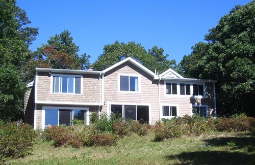 Wareham Casa | Secluded Bayview Retreat: Your Private Haven in Conservation Forest