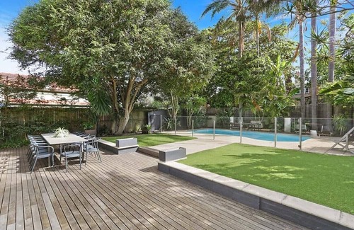 Rose Bay Casa | Spacious family house in delightful Rose Bay.