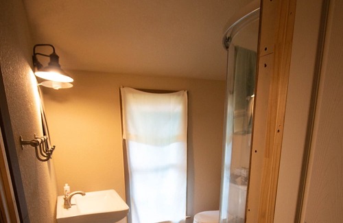 Plantersville Cabina | Charming Country Cabin