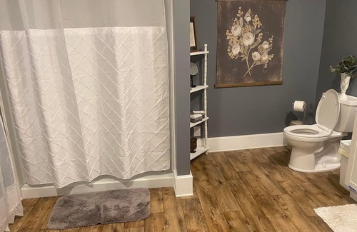 Blue Jay Casa | Conveniently located off I-64, in the heart of the New River Gorge National Park