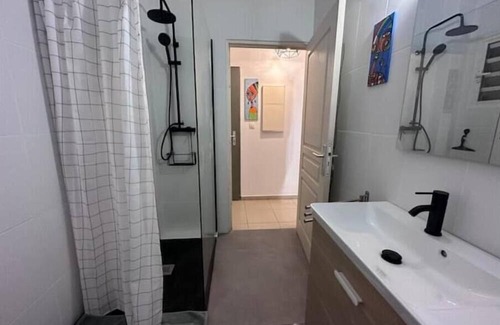 Saint-Denis Apartamento | Studio Bellepierre