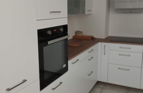 Estanove Apartamento | Bright and quiet 75 m² nest in Montpellier
