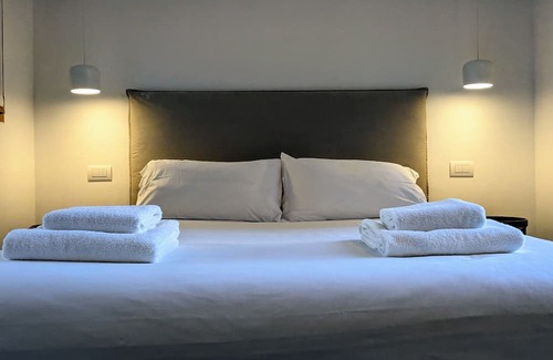 Navigli Apartamento | Modern gem with swimming pool and garage in the heart of Navigli | NABA/Bocconi