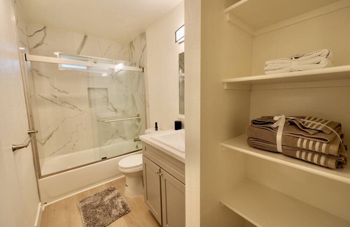 Yuba City Apartamento | Newly Remodeled Duplex Delite Walking Distance from Down Town Yuba City