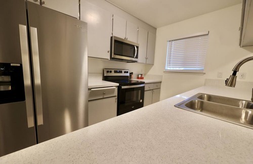 Yuba City Apartamento | Newly Remodeled Duplex Delite Walking Distance from Down Town Yuba City