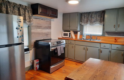 Keene Casa | Little House with Lots to Offer