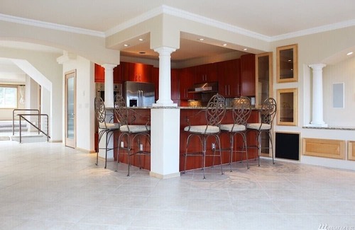 North End Casa | Huge, beautiful home for entertaining