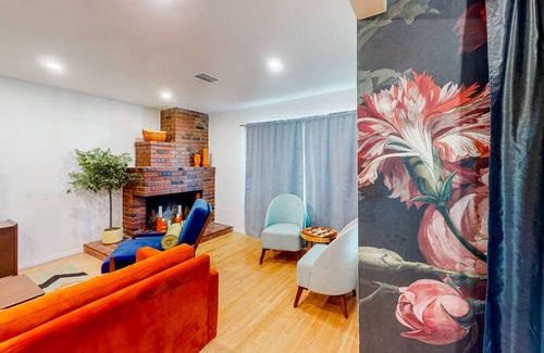 Coastal San Pedro Casa | Dog-friendly home with a firepit, fireplace, foosball, enclosed backyard, grill