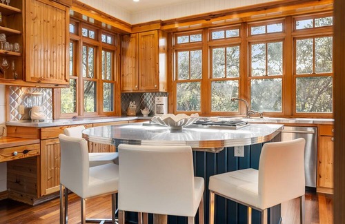 Vanderhorst Plantation Casa | 126 Turnberry: Unique Home with Golf & Lagoon Views, Perfect for Families