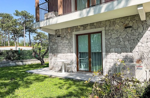 Sistiana Apartamento | Camping Village Mare Pineta 4* by Interhome
