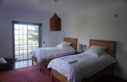 Porto Judeu Casa | Enormous pool and 180 degree ocean view home for 12