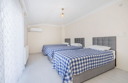 Osmangazi Apartamento | Duplex Flat w Nature View Balcony and AC in Bursa