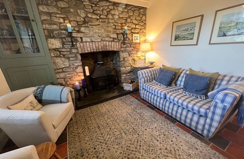 Felinfach Cabaña | Escape to Tranquility: Your Dog-Friendly Country Cottage Retreat in a Blissfully Rural Haven