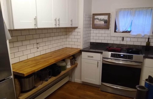 Nelsonville Casa | Village Home: West Point Graduation, Summer 2024. Hiking, Main St. Hudson River
