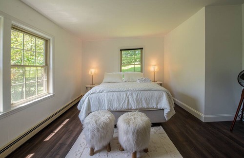 East Chatham Casa | Chic Scandinavian Country Retreat!