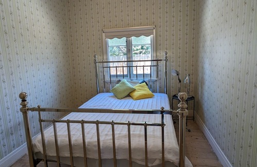Essendon North Casa | Essendon Dreams. 10 min to Airport, Near shops, food, transport. Pet friendly