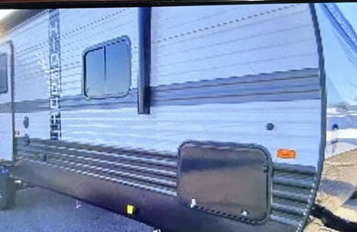 Thomson Casa | Come play with Scottish highland cows in a beautiful and cozy brand new RV!