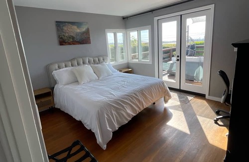 Loma Portal Casa | Charming dog-friendly retreat with ocean views, deck, & fire pit - near golf