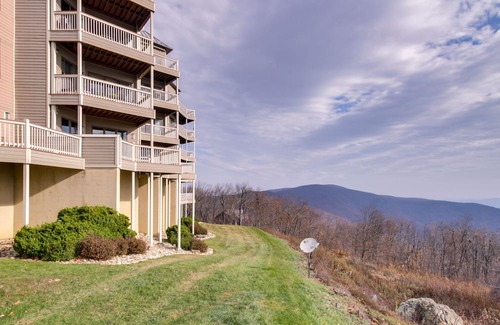 Chestnut Springs Apartamento | Massies Mill Condo: Mountain Views in Wintergreen!