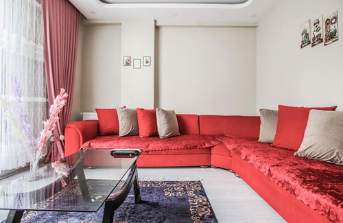 Kucukcekmece Apartamento | Flat Close to Shopping Malls in Kucukcekmece