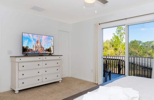 Lake Wilson Preserve Casa | Beautiful 5Bd Single Family w Game Room 106 Lake Wilson Preserve