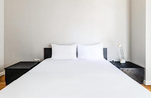 Suadiye Apartamento | Chic Residence 5 min to Bagdat Ave in Kadikoy
