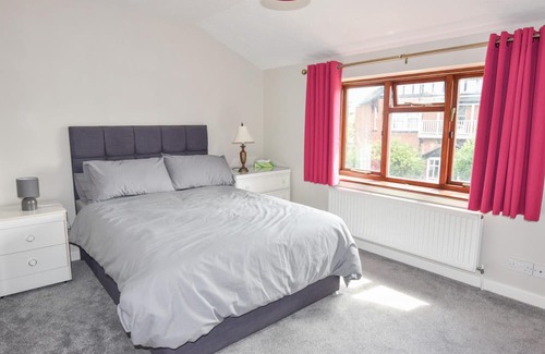 Totland Bay Casa | Dartmouth House - Bayside