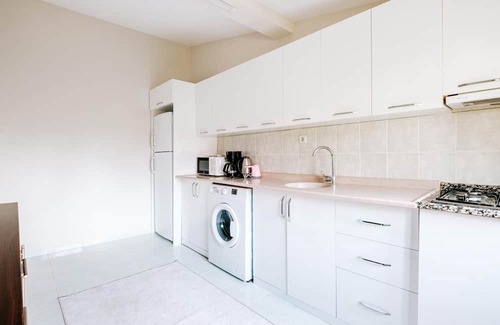Goynuk Apartamento | Nature View Flat w Terrace 5 min to Beach in Kemer