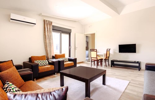 Goynuk Apartamento | Nature View Flat w Terrace 5 min to Beach in Kemer