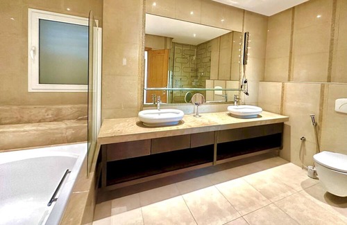 Amilcar Villa | Omnya Carthage Frontsea Luxury Villa