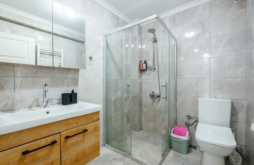 Osmangazi Apartamento | Sleek Flat with Balcony in Bursa
