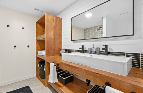 West Grey Casa | Markdale Farmhouse Retreat Lower 2 Bed