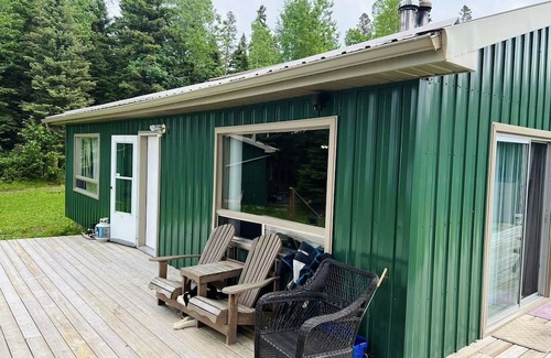 Denare Beach Cabaña | Cozy Private lake front cabin with sand beach!