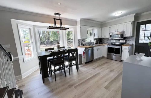 Knightdale Casa | 15 minutes to raleigh beauty.