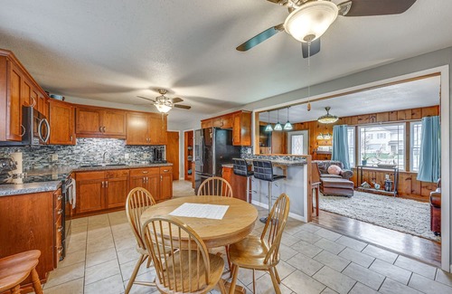Lecompton Casa | Lecompton Vacation Rental ~ 10 Mi to Clinton Lake!