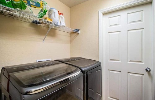 Auburndale Casa | Welcome Home! This Absolutely ,Beautifully maintained 4 bedroom 2 bathroom!