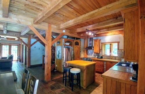 Havelock Chalet De Esquí | Magnifique Chalet en Pleine Nature, Sans Voisin à Moins de 1h de Montréal