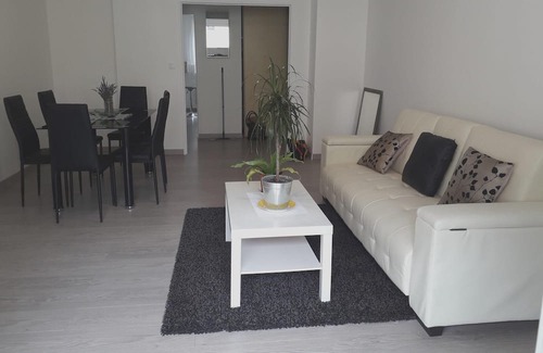 Digne-les-Bains Apartamento | Homerez - Beautiful appartement for 4 ppl. with balcony at Digne-les-Bains