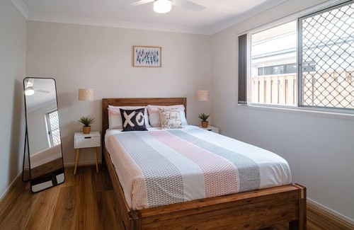 Coomera Casa | Cosy Home - House up to 8 Guests
