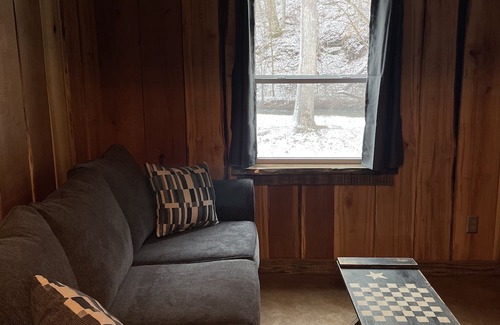 Elkins Cabina | Grain bin turned into tiny home. Bin there, Done that!