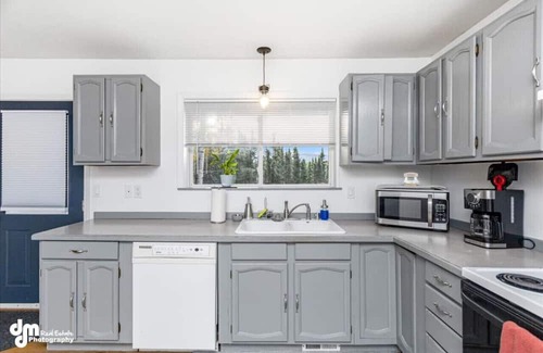 Meadow Lakes Cabina | The Moose Meadow Cabin