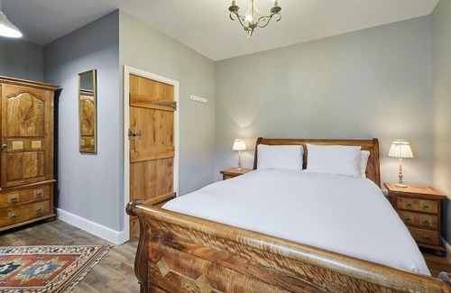 Edmondsley Casa | Host & Stay | Butterfly Cottage