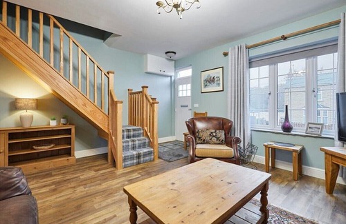 Edmondsley Casa | Host & Stay | Butterfly Cottage