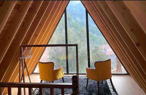 Hisarcandir Chalet De Esquí | Dağ evinde her şeyden, herkesten uzakta.