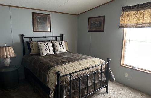 Mc Dougal Otro | Country View Escapes located in Piggott Arkansas 72454 Cozy, relaxing atmosphere