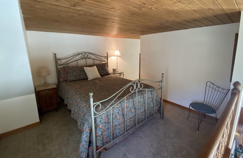 Georgetown Chalet De Esquí | Updated Victorian well situated to all Clear Creek/Summit County have to offer!