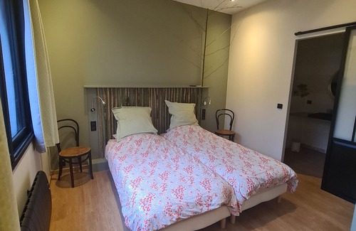 La Ferte-Saint-Aubin Cama Y Desayuno | Guestroom La Ferté-Saint-Aubin, studio flat, 2 persons